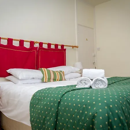 Stanley House ゲストハウス エスクデイル